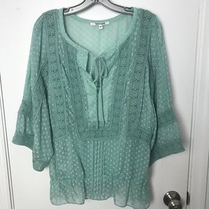 Daniel Rainn chiffon woman’s blouse size Large